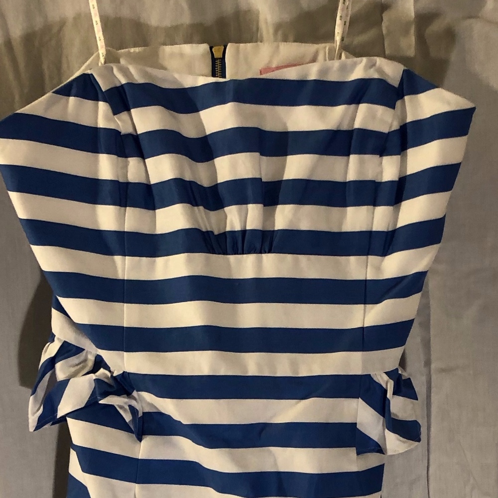 Lilly Pulitzer Strapless Peplum dress, size 8